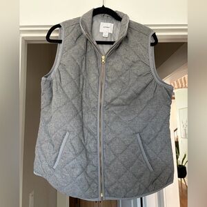 Old Navy Gray Quilted Vest